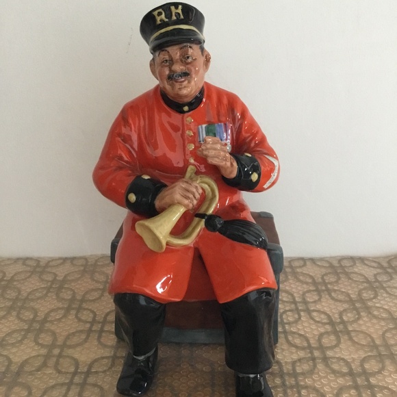 Royal Doulton - Past Glory HN 2484 - Picture 1 of 5